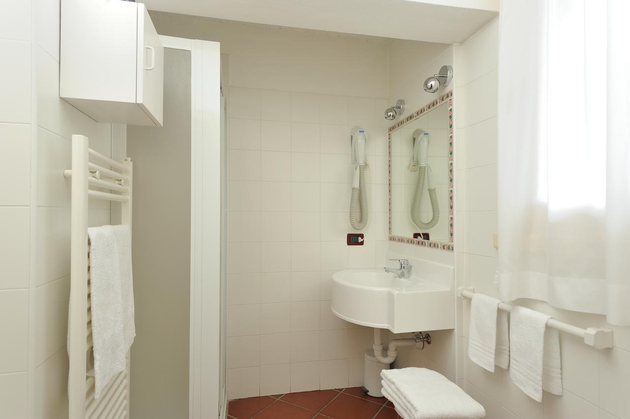 Chalet Dei Pini Aparthotel Madonna Buitenkant foto