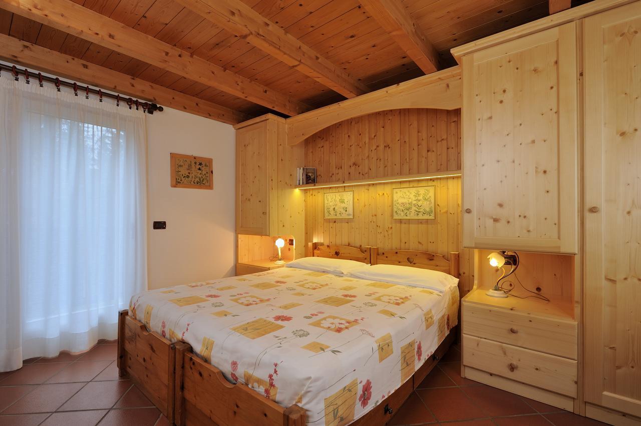 Chalet Dei Pini Aparthotel Madonna Buitenkant foto
