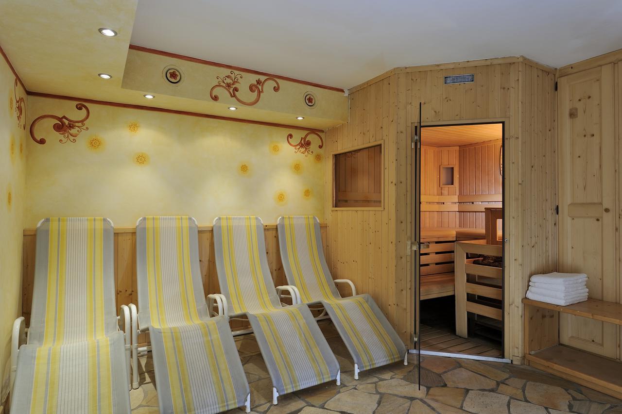 Chalet Dei Pini Aparthotel Madonna Buitenkant foto