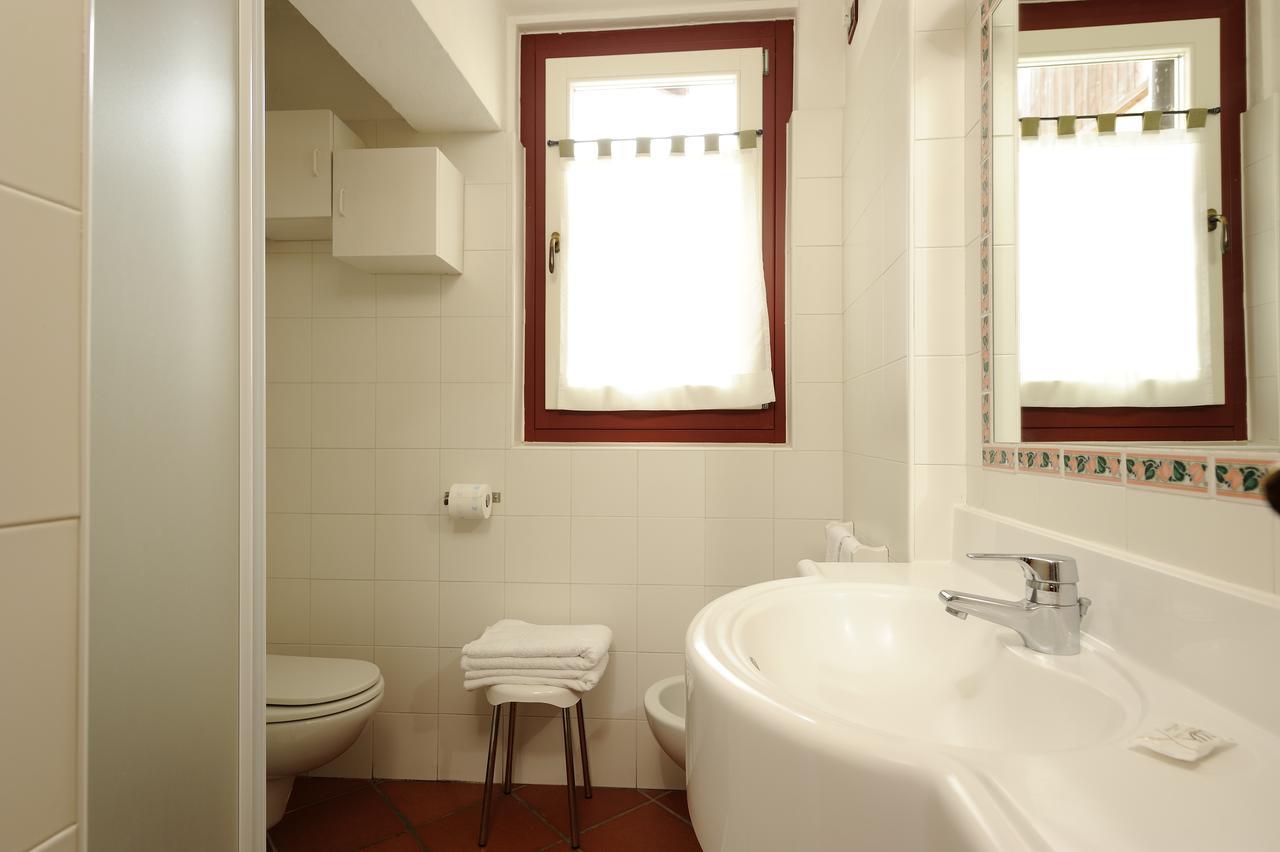 Chalet Dei Pini Aparthotel Madonna Buitenkant foto